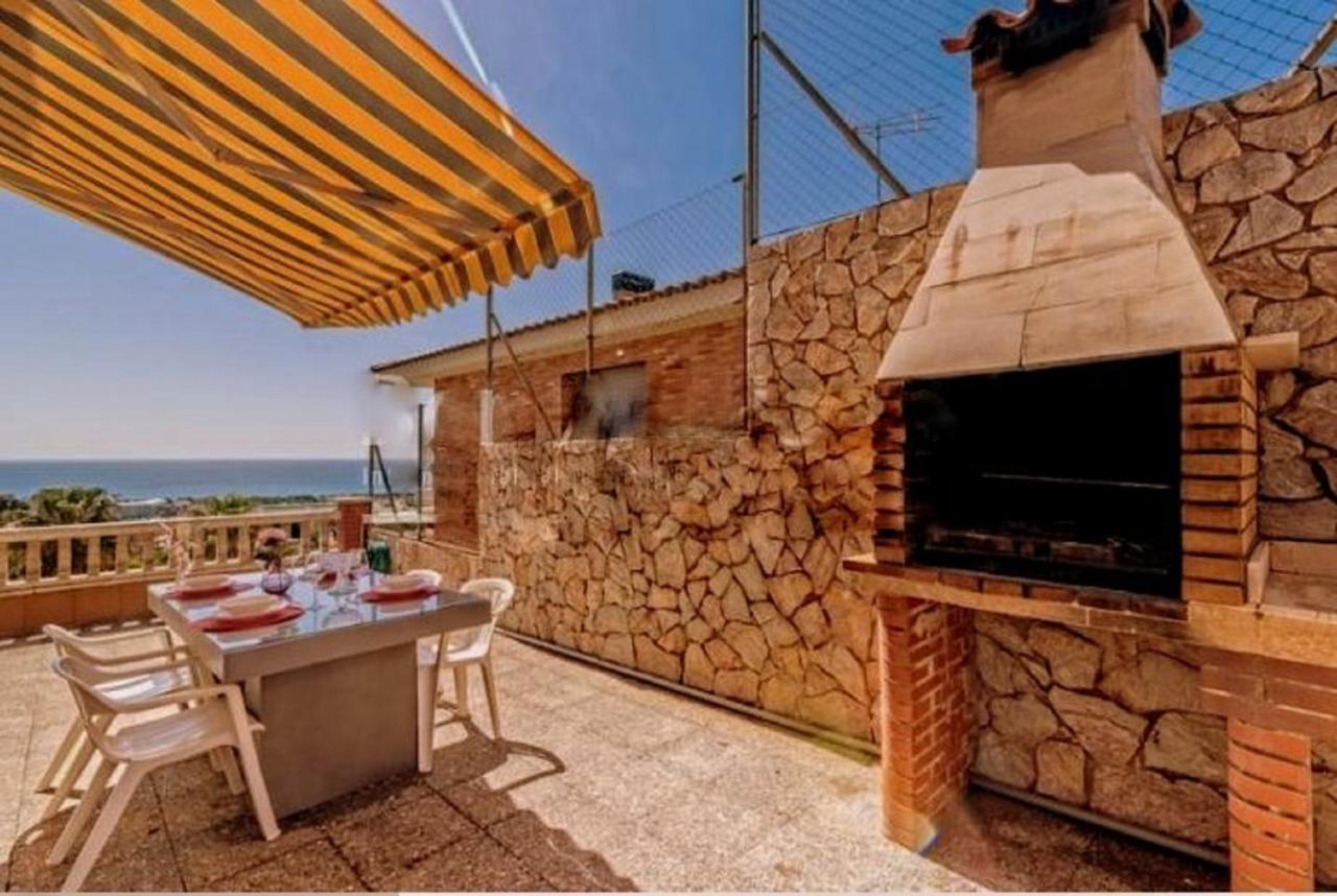 Chalet Santa Susana Luaran gambar