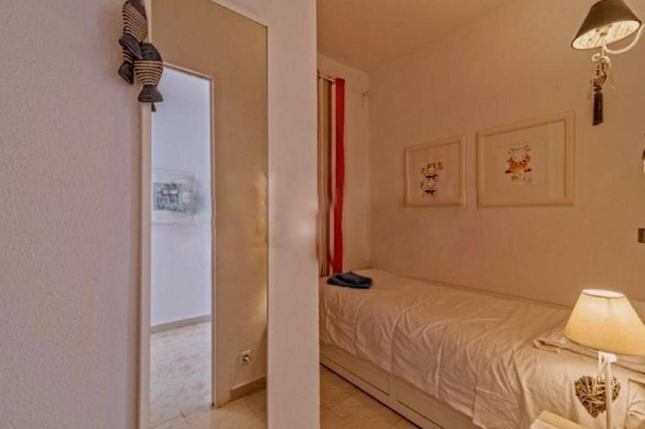 Chalet Santa Susana Luaran gambar